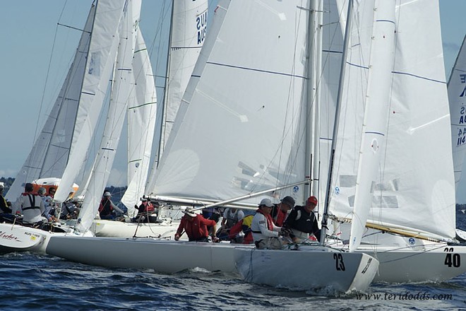 Rex Gorell Prestige Etchells Australian Championships 2011, Royal Geelong Yacht Club (AUS) - BUSY AT THE GATE<br />
 © Teri Dodds http://www.teridodds.com