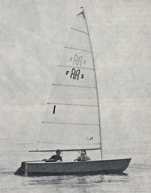 The RFS featured a rotating, fully battened, pre-bent rig designed by Geoff Smale © SW