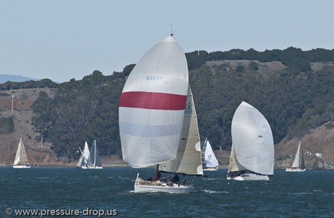 fleet - Manuel Fagundes Seaweed Soup Midwinter Regatta 2011 © Erik Simonson www.pressure-drop.us http://www.pressure-drop.us