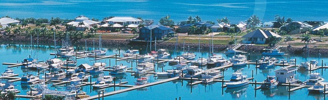 hinchinbrook-marina © SW