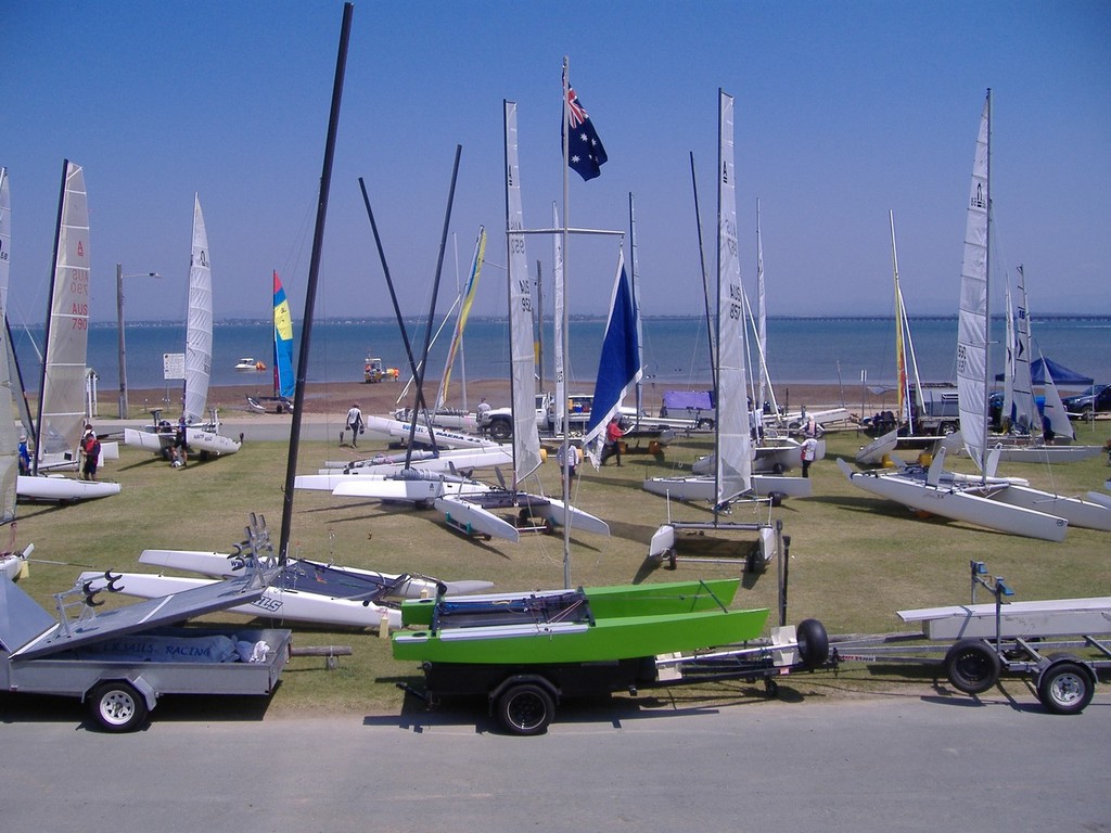 Humpybash competitors pack the HYC rigging yard © Matthew Johnson