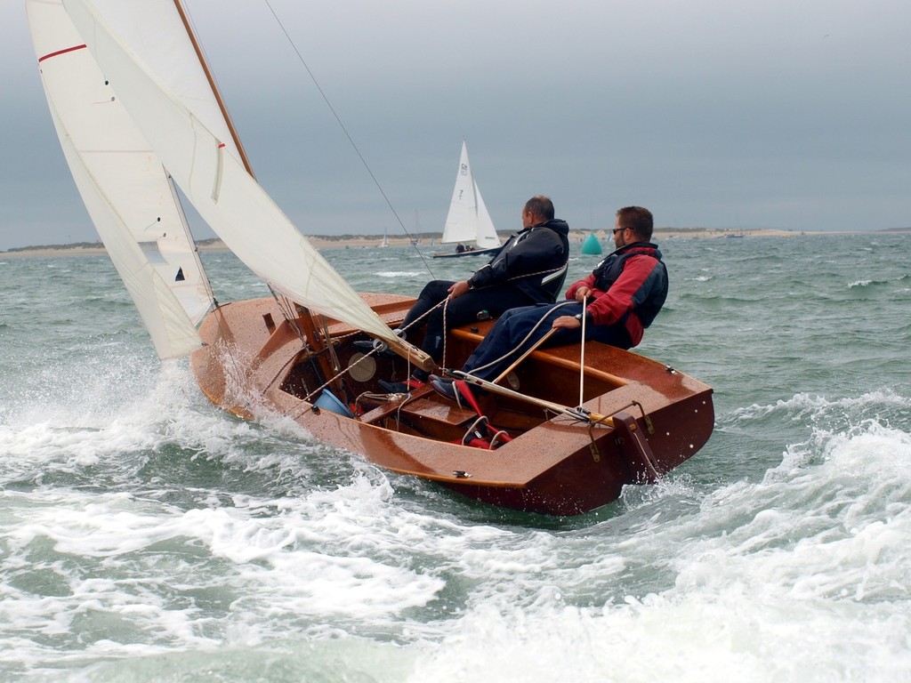 Classic Jollyboat - Bosham Classic Boat Revival  © Jonathan Hoare