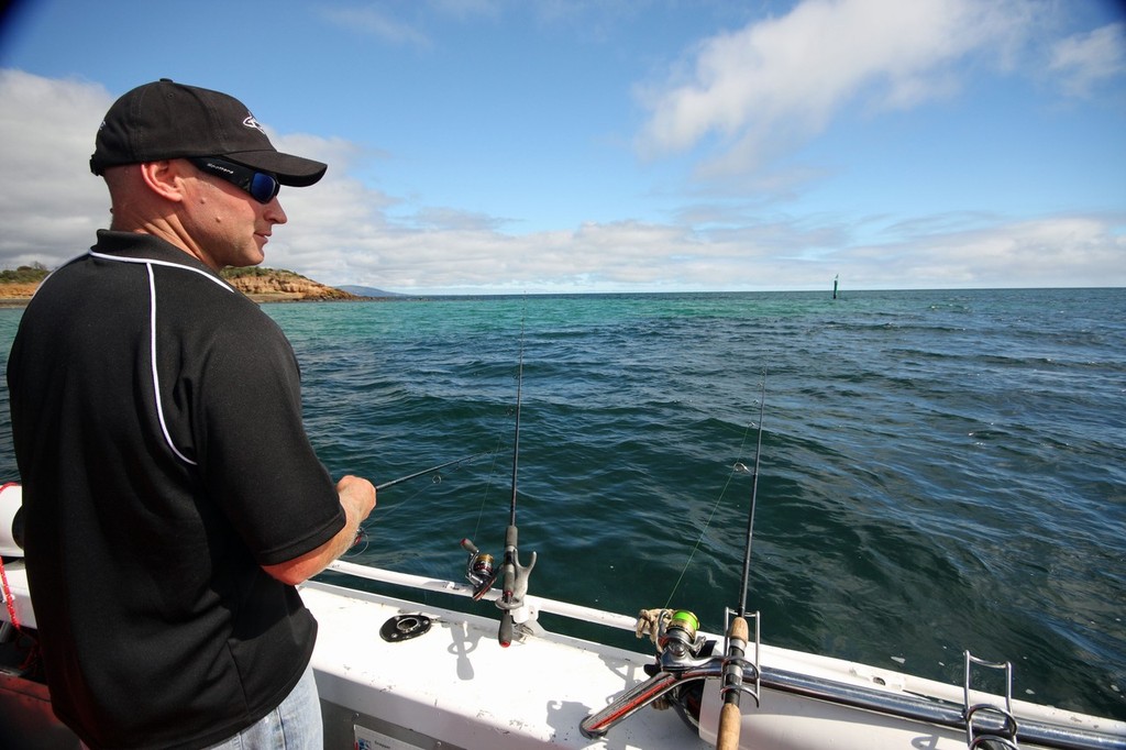 When drifting the reefs, it pays to put out multiple rods, flat lines are effective and work really well. ©  Jarrod Day www.jarrodday.com