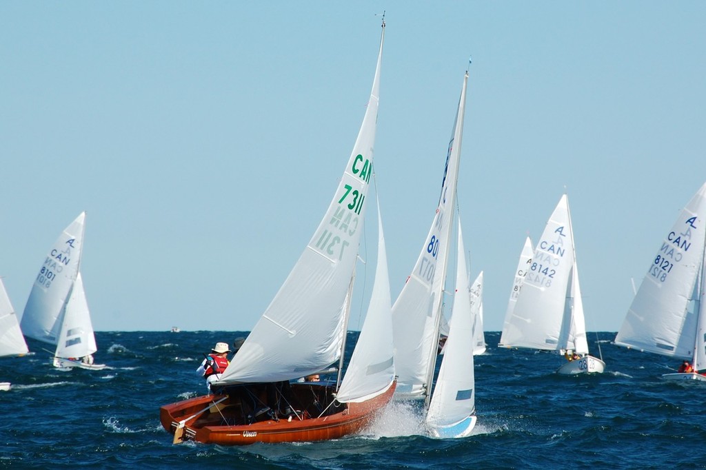 Sunday, September 18th, 2011 - 2011 Albacore International Championships © Robert MacDonald