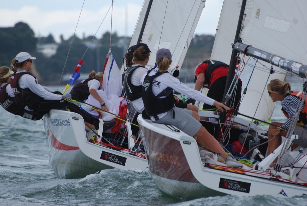 Steph Hazard leads Olivia Powrie round the bottom mark - LIVEsport Telecom New Zealand Women's Match Racing Championships 2011 © Sara Tucker