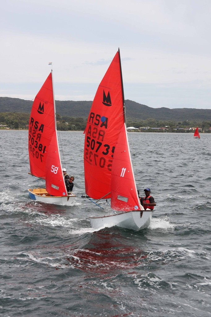 Close racing - 2011 LandCorp Mirror Worlds © Trina Merrick