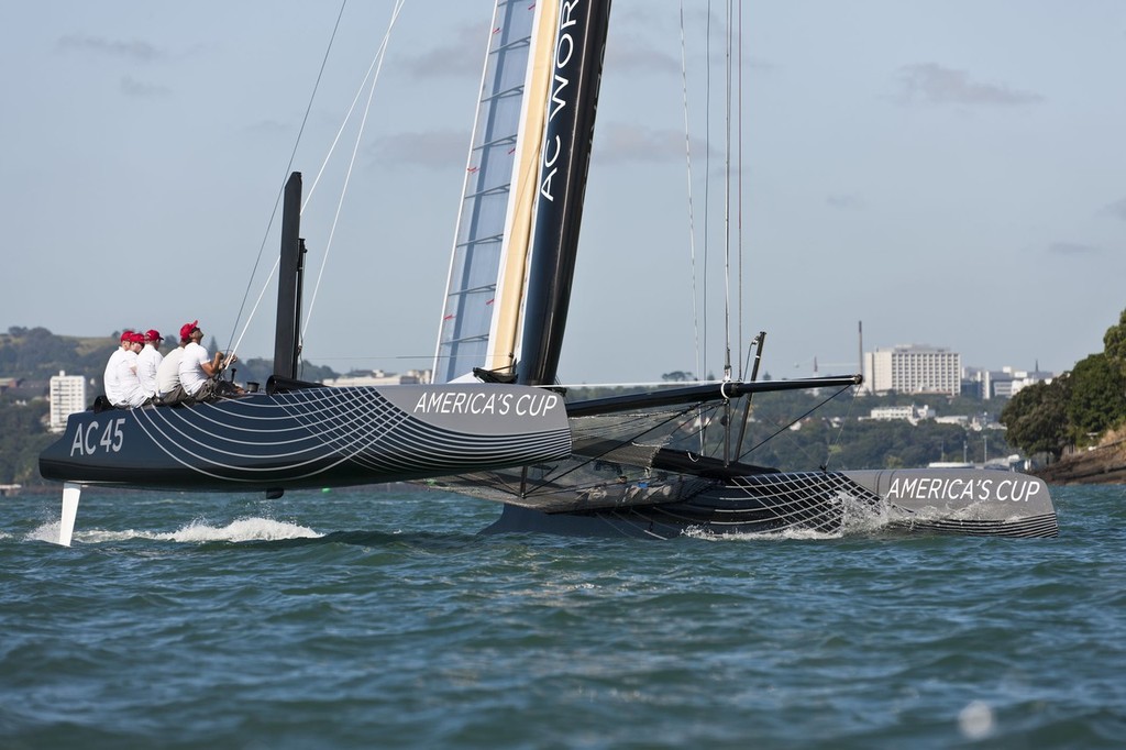 16/01/2011 - Auckland (NZL) - 34th America’s Cup - AC45 1st sail © ACEA - Photo Gilles Martin-Raget http://photo.americascup.com/
