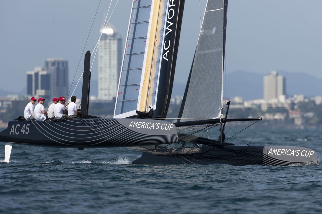 16/01/2011 - Auckland (NZL) - 34th America’s Cup - AC45 1st sail &copy; ACEA - Photo Gilles Martin-Raget http://photo.americascup.com/