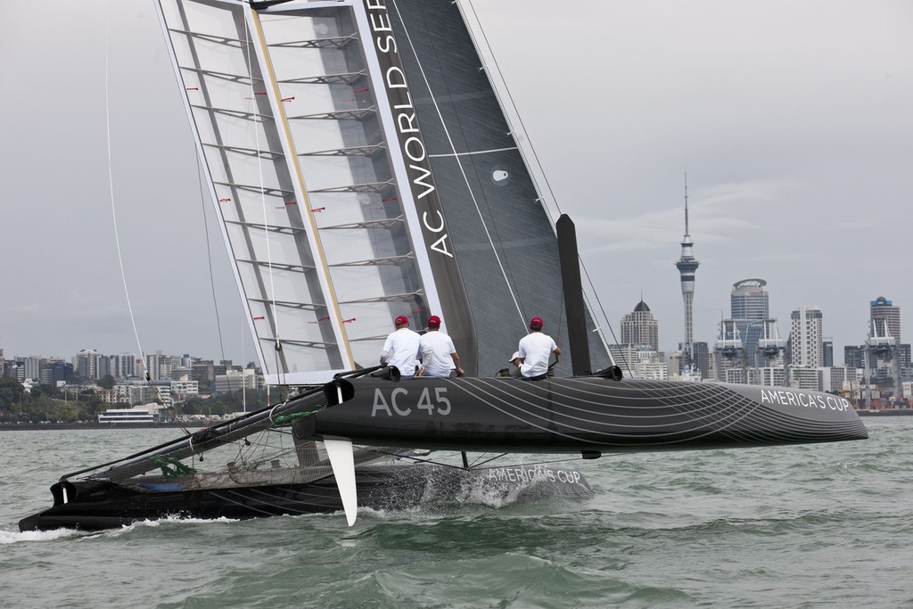 16/01/2011 - Auckland (NZL) - 34th America’s Cup - AC45 1st sail © ACEA - Photo Gilles Martin-Raget http://photo.americascup.com/