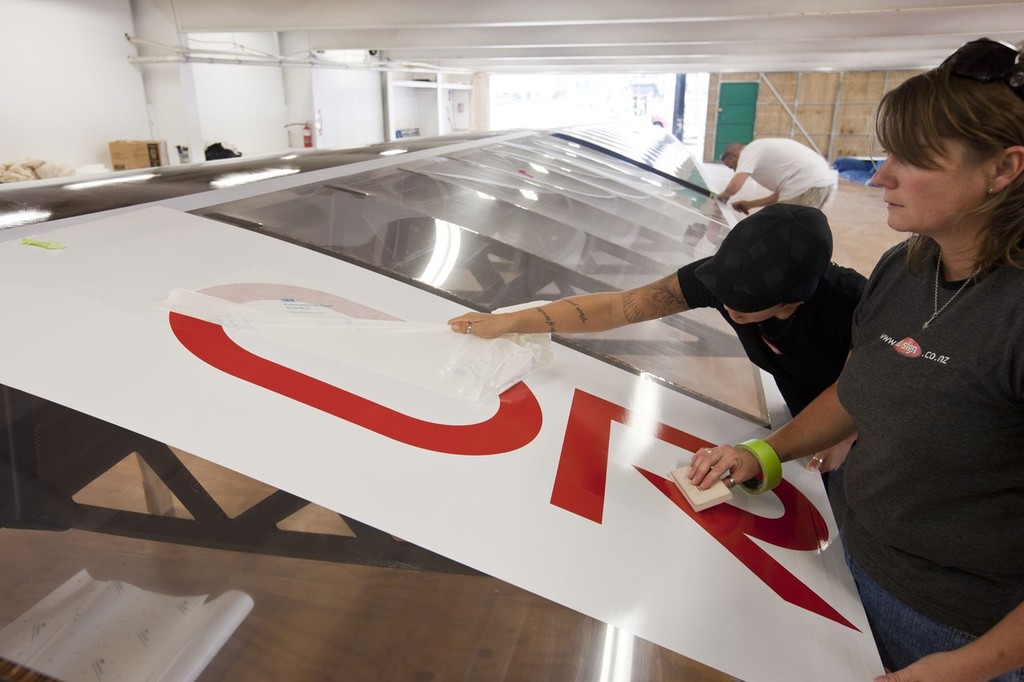 Oracle Racing AC45 assembly and finalization  © Gilles Martin-Raget / Oracle Racing