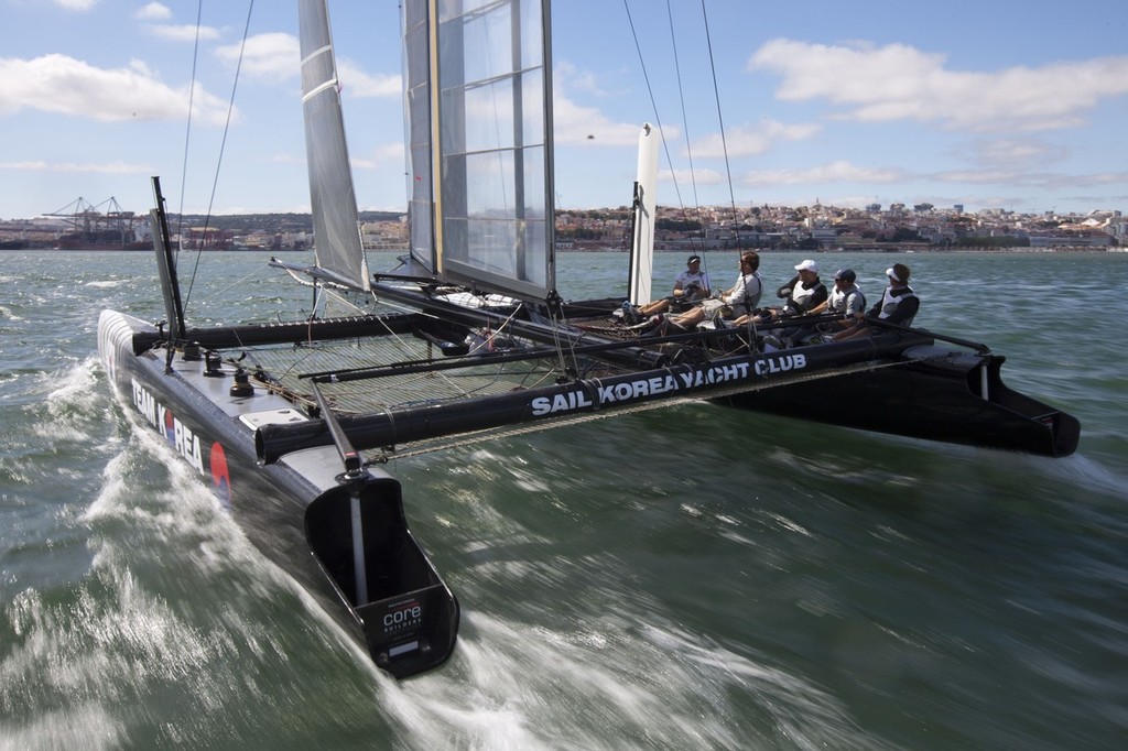 AC World Series - Cascais 2011 - Team Korea launch and shakedown © ACEA - Photo Gilles Martin-Raget http://photo.americascup.com/