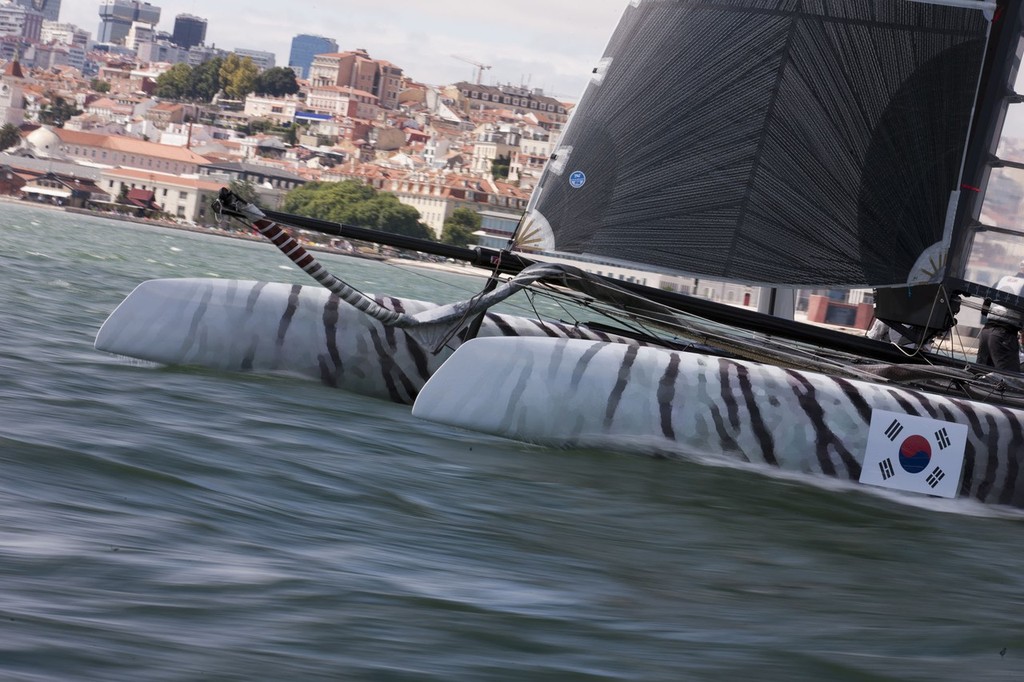  AC World Series - Cascais 2011 - Team Korea launch and shakedown © ACEA - Photo Gilles Martin-Raget http://photo.americascup.com/