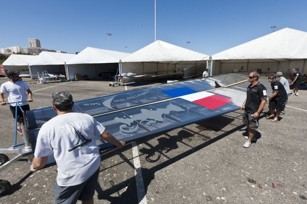  AC World Series - Cascais 2011 - Energy Team set its wing for the first time and do its load tests in heavy breeze - America’s Cup World Series, Cascais, July 2011 © ACEA - Photo Gilles Martin-Raget http://photo.americascup.com/