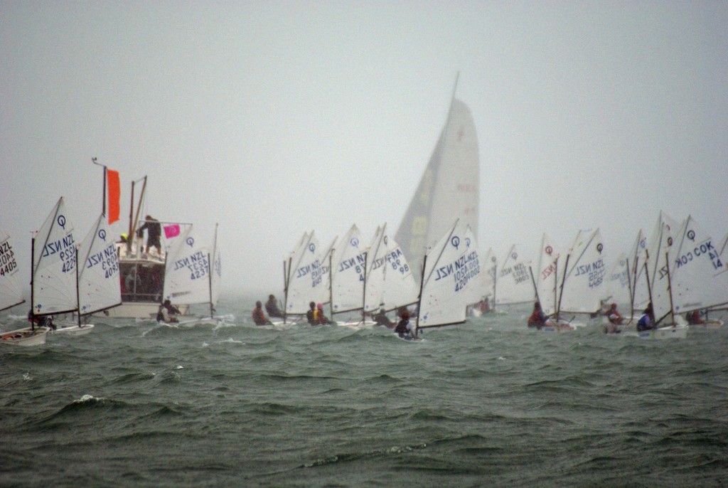 Final day of the 2011 Toyota Optimist Nationals, Wakatere Boating Club © Richard Gladwell www.photosport.co.nz