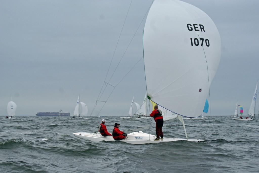 Day 1: 2011 Int Dragon World Championships - Melbourne © Richard Gladwell www.photosport.co.nz