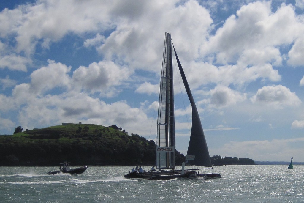        05/04/2011 - Auckland (NZL) - ORACLE Racing - AC45 training - Sailing on the edge                         - AC45 heads down the mine © OracleTeam USA www.oracleracing.com