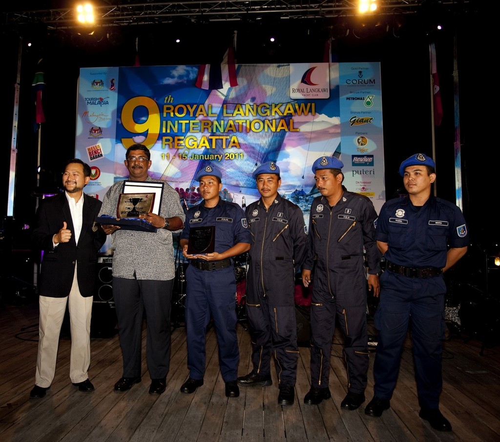 Royal Langkawi International Regatta 2011 - DSP Tharamadurai and Officers of the Royal Malaysian Marine Police collect the Tunku Abdulla Sportsmanship Award from Y M Tunku Dato Ya’acob, Commodore RLYC. © Guy Nowell http://www.guynowell.com