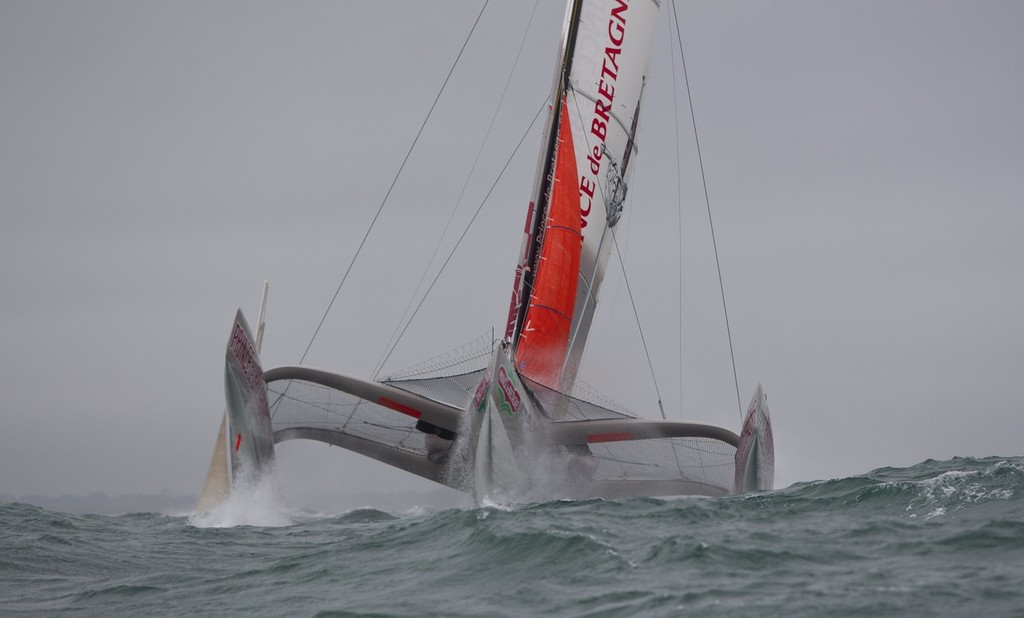 Lionel Lemonchois helming Prince De Bretagne at the J.P. Morgan Asset Management Round the Island Race © onEdition http://www.onEdition.com