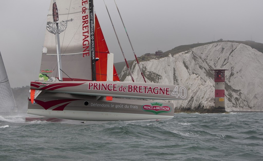 Lionel Lemonchois helming Prince De Bretagne at the J.P. Morgan Asset Management Round the Island Race © onEdition http://www.onEdition.com