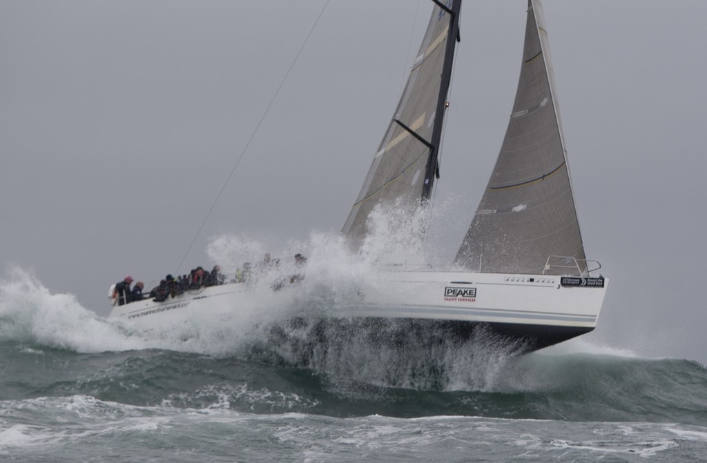 The Black Pearl at the J.P. Morgan Asset Management Round the Island Race © onEdition http://www.onEdition.com