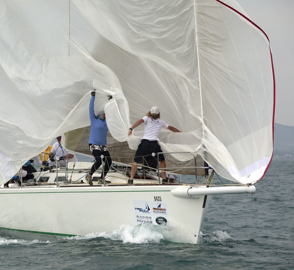 Top of the Gulf Regatta 2011 - Jing Jing goes for the drop © Guy Nowell/Top of the Gulf