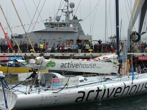 Extra crew assist Derek Hatfield to the start of the Ocean Sprint 3 in Wellington on Sunday. - Velux 5 Oceans photo copyright Genevieve Howard taken at  and featuring the  class