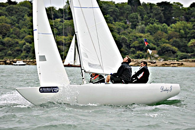 Aberdeen Asset Management Cowes Week 2011 ©  Rick Tomlinson http://www.rick-tomlinson.com