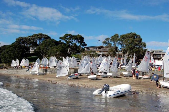 Stack Interiors WinChamps - Murrays Bay - 16 October 2011 &copy; Murrays Bay SC