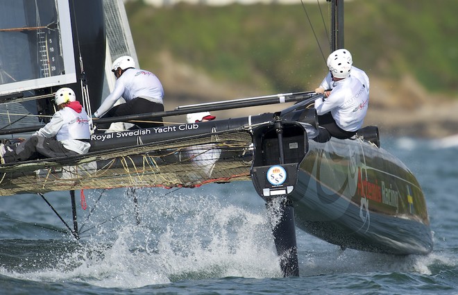AMERICA’S CUP WORLD SERIES, PLYMOUTH, UK, SEPTEMBER 14TH 2011: Artemis Racing - AC45 - the fleet race of the AC World Series day 4, Plymouth, UK. - America’s Cup World Series Plymouth - Day 4 © Chris Schmid/ Eyemage Media (copyright) http://www.eyemage.ch