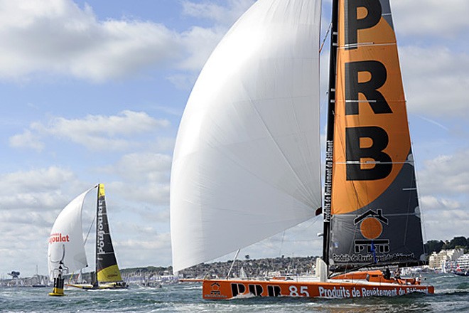 Aberdeen Asset Management Cowes Week 2011 ©  Rick Tomlinson http://www.rick-tomlinson.com