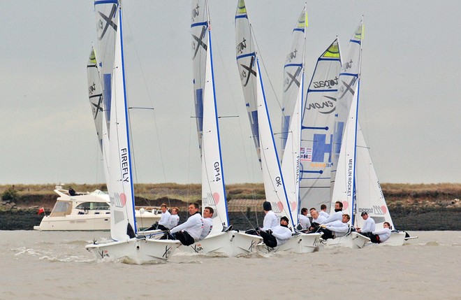 Endeavour Trophy 2011 © Tania & Sergei Samus http://www.photoskiff.com