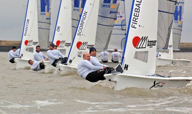 Endeavour Trophy 2011 © Tania & Sergei Samus http://www.photoskiff.com