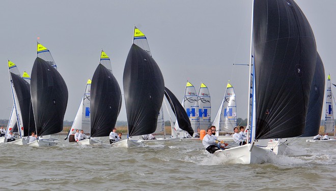 Endeavour Trophy 2011 © Tania & Sergei Samus http://www.photoskiff.com