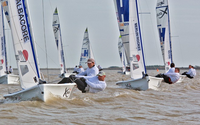 Endeavour Trophy 2011 © Tania & Sergei Samus http://www.photoskiff.com