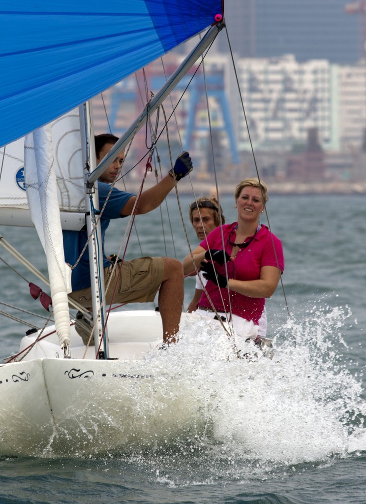 RHKYC Autumn Regatta 2011 - Dragon Lady. Fei Loong 2. ©  RHKYC/Guy Nowell http://www.guynowell.com/