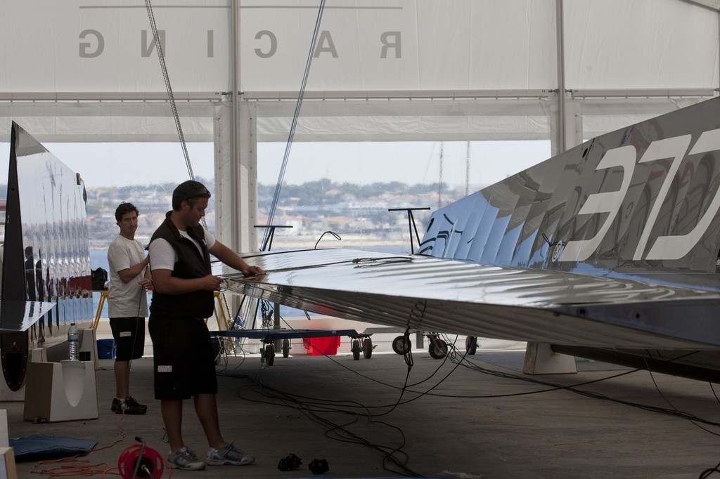 AC World Series - Cascais 2011 - ORACLE Racing prepare its boats © ACEA - Photo Gilles Martin-Raget http://photo.americascup.com/