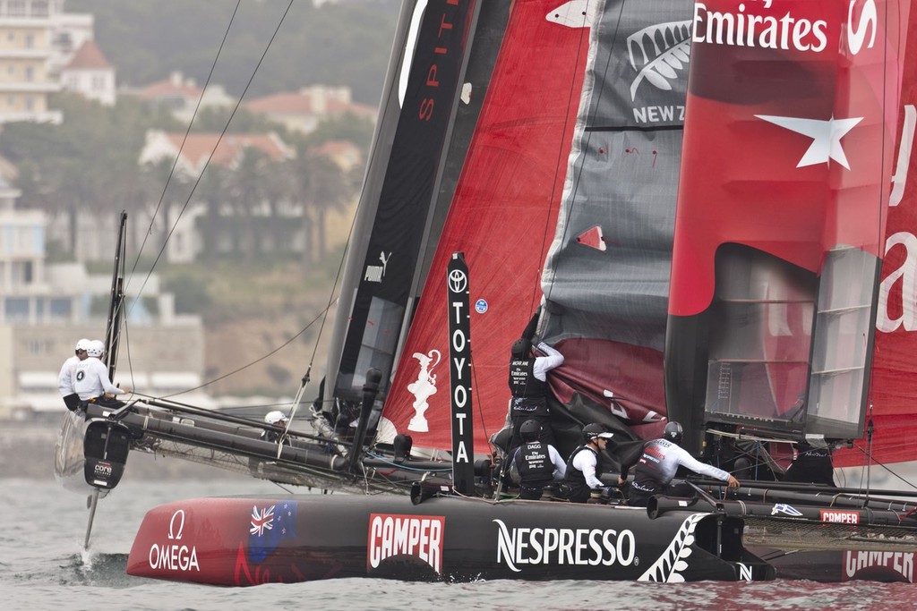 06/08/2011 - Cascais (PRT) - 34th America’s Cup - AC World Series - Cascais 2011 -  Racing Day 1 © ACEA - Photo Gilles Martin-Raget http://photo.americascup.com/