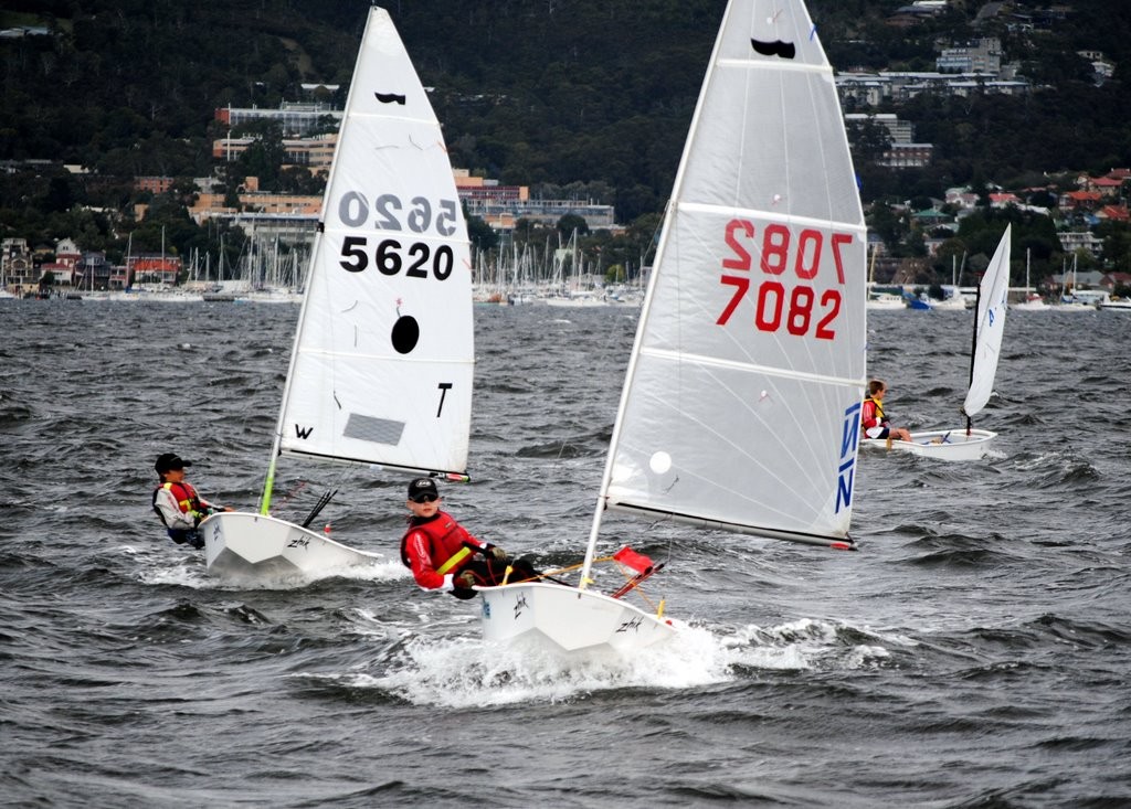 RYCT Sail School 2011  © Rob Cruse