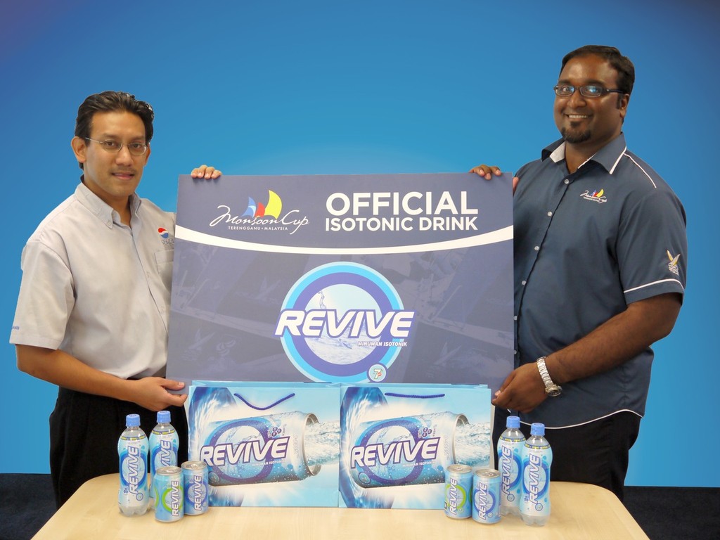 Dinesh Kumar, Events and Sponsorship Manager for Permanis with Thanendran Thaneswaran, Sponsorship Manager of Monsoon Cup at the handover - Monsoon Cup 2011 photo copyright Monsoon Cup Media . http://www.monsooncup.com.my taken at  and featuring the  class