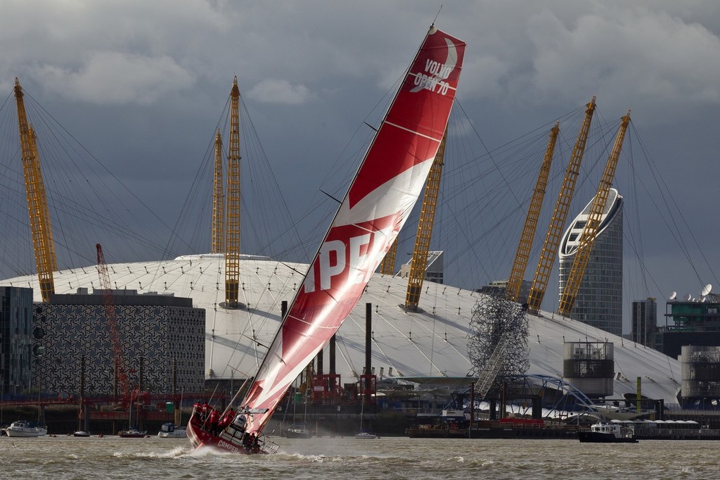 England, London. 5th September 2011. CAMPER with Emirates Team New Zealand sail up the River Thames, past the O2 Arena. © Ian Roman/Volvo Ocean Race http://www.volvooceanrace.com