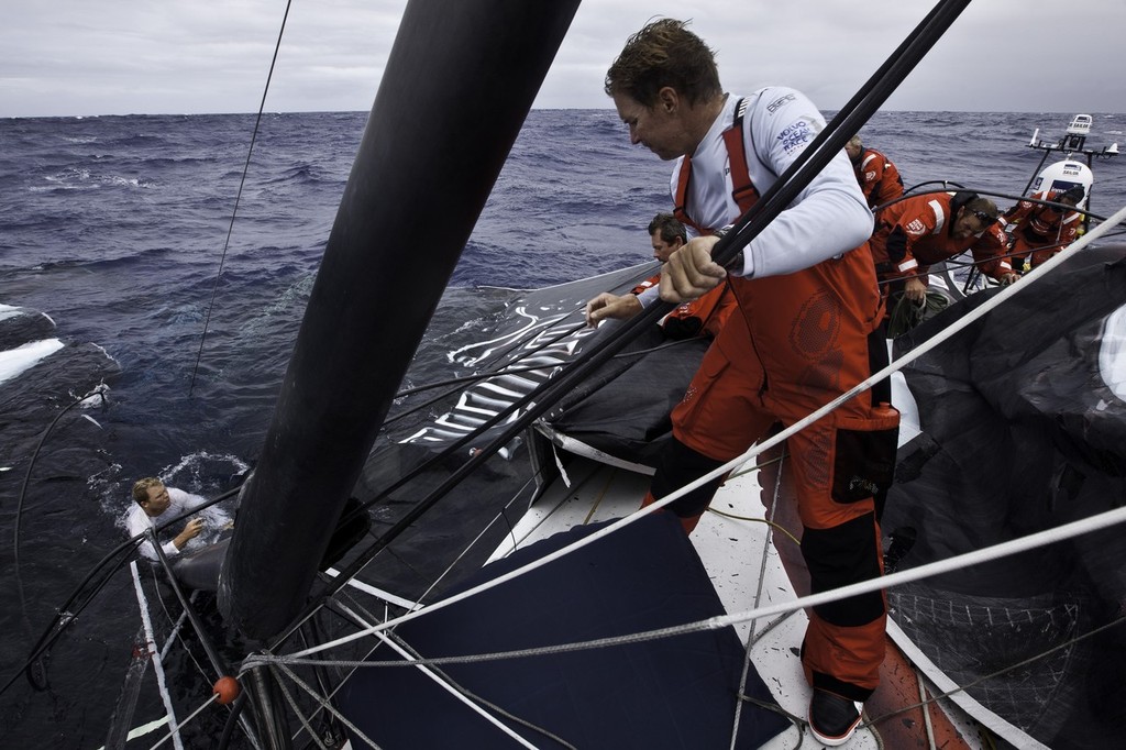 PUMA Ocean Racing powered by BERG, skippered by Ken Read from the USA has suffered a broken mast on the first leg of the Volvo Ocean Race 2011-12, which began 17 days ago from Alicante, Spain. The rig onboard PUMAÕs Mar Mostro failed at around 15:00 UTC in the southern Atlantic Ocean, about 2,150 nautical miles from Cape Town, South Africa.  © Amory Ross/Puma Ocean Racing/Volvo Ocean Race http://www.puma.com/sailing