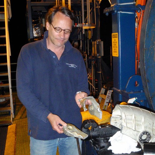 Andy Bowen, director of the National Deep Submergence Facility at WHOI, works with the remotely operated vehicle Maxx3, which carried acoustic sensors to the measure the rate of oil flowing out of the at the blown-out Macondo well drill pipe.  &copy; Andy Bowen | Woods Hole Oceanographic Institution http://www.whoi.edu/