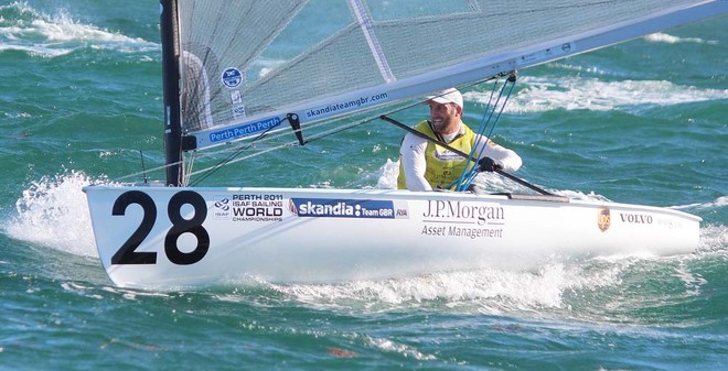 Ben Ainslie rides the Fremantle Doctor, Fremantle - ISAF World Sailing Championships © Robert Deaves/Finn Class http://www.finnclass.org