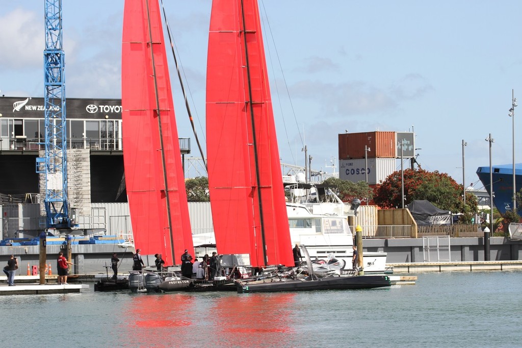 SL-33’s preparing for the first wingsail test session in the Viaduct harbour © Richard Gladwell www.photosport.co.nz
