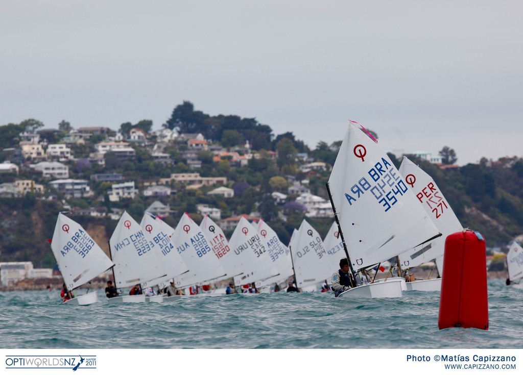 2011 Optimist Worlds, Day 1 &copy; Matías Capizzano/Optiworlds http://www.capizzano.com/