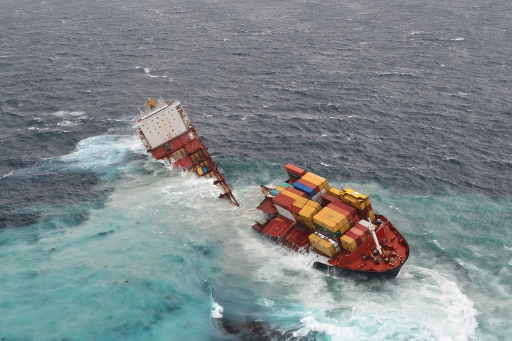 The stern section of the Rena has broken away from the bow which remains pinned on the Astrolabe Reef © Maritime NZ www.maritimenz.govt.nz