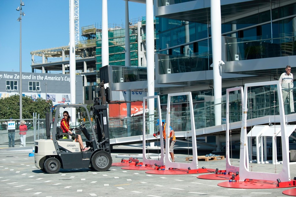 The port exhibition stands are put together as part of the build of the Auckland race village, during the Volvo Ocean Race 2011-12.  © Paul Todd/Volvo Ocean Race http://www.volvooceanrace.com