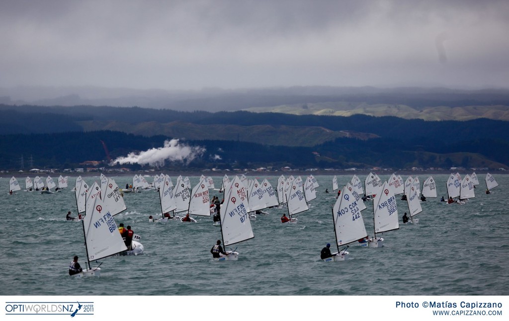 Day 8 - 2011 Optimist World Championships, Napier NZL © Matías Capizzano/Optiworlds http://www.capizzano.com/