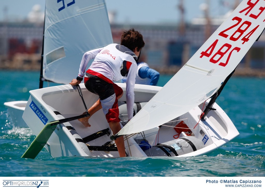 Day 5, 2011 Optimist Worlds, Napier &copy; Matías Capizzano/Optiworlds http://www.capizzano.com/