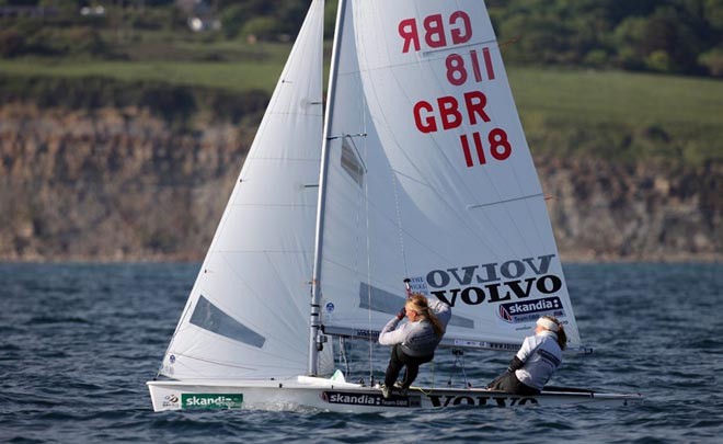 Hannah Mills and Saskia Clark ©  Richard Langdon/Skandia Team GBR